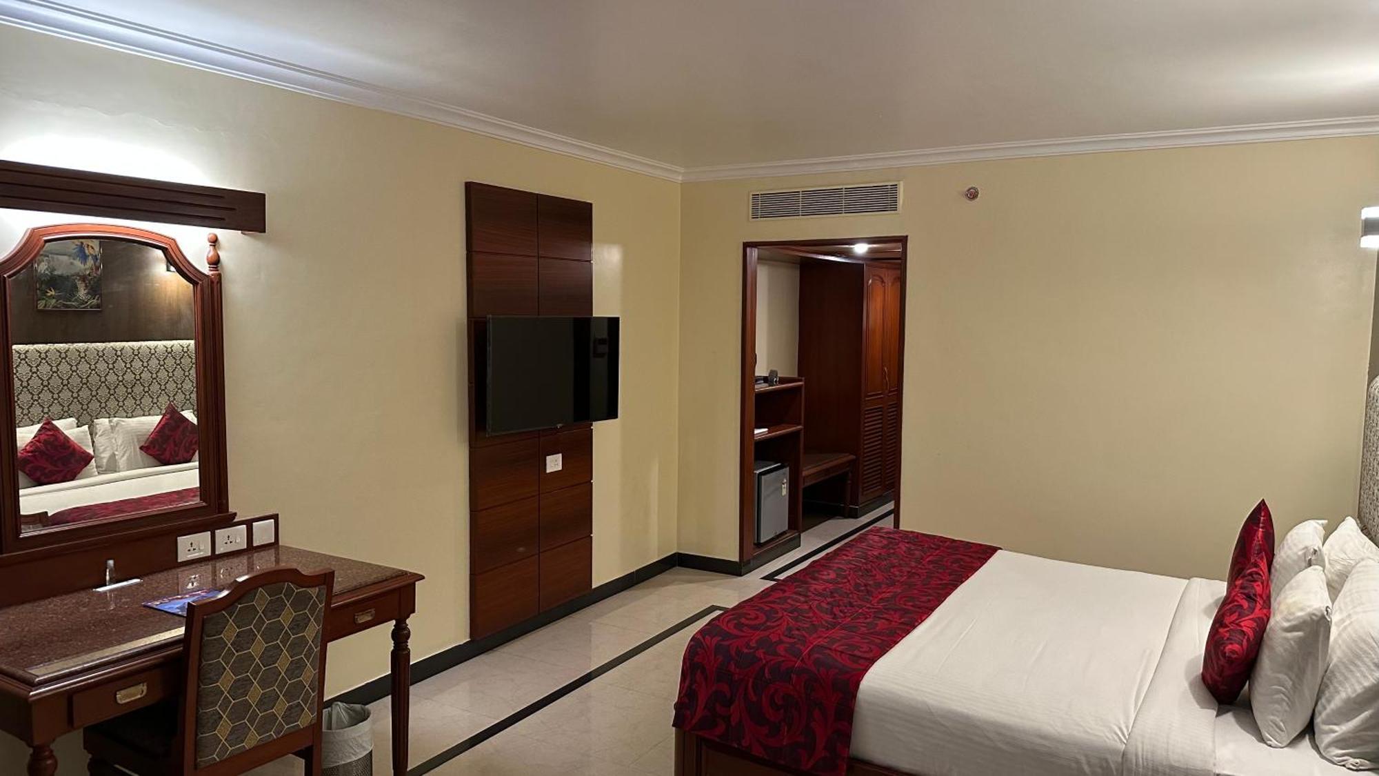 Hotel Annamalai International Puducherry Buitenkant foto
