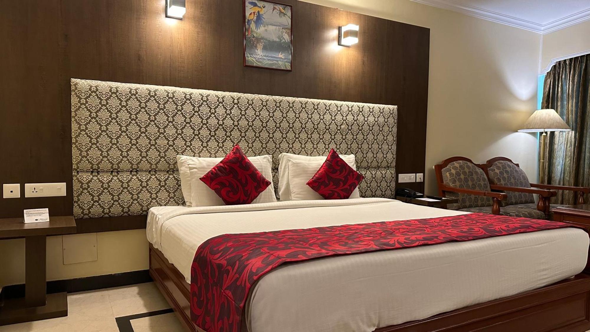 Hotel Annamalai International Puducherry Buitenkant foto